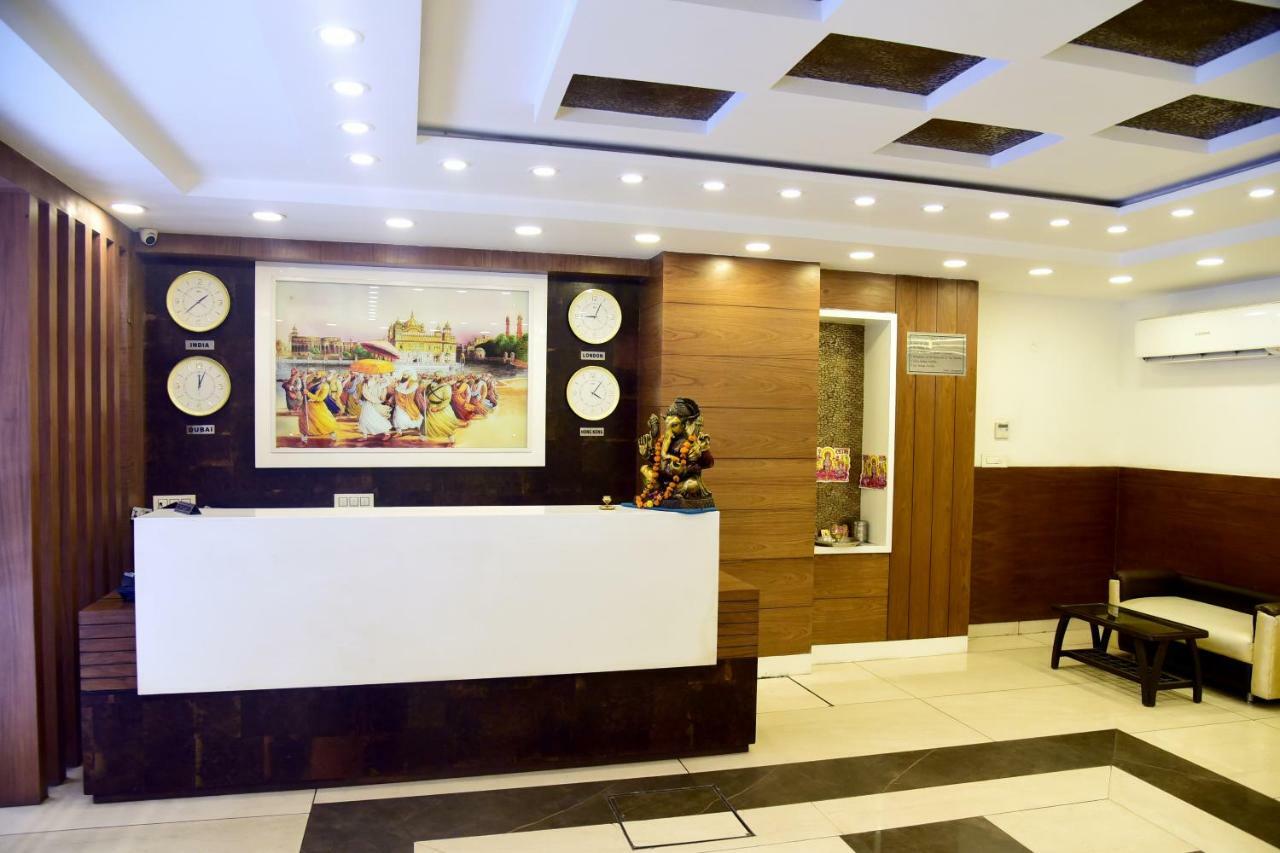 Hotel D S Inn Amritsar Esterno foto