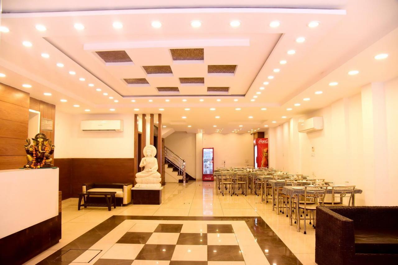 Hotel D S Inn Amritsar Esterno foto