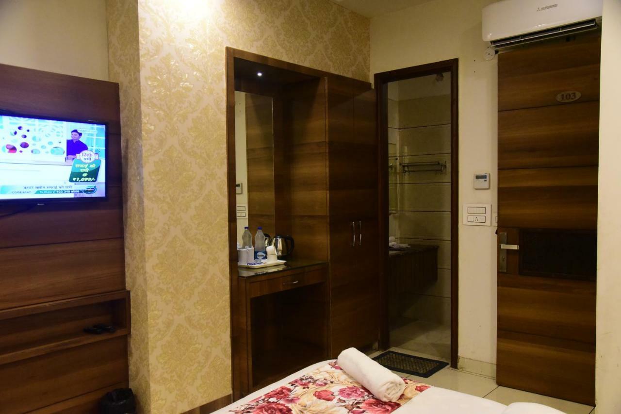 Hotel D S Inn Amritsar Esterno foto